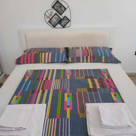 Apartment Thousand Kisses Sarandë 外观 照片