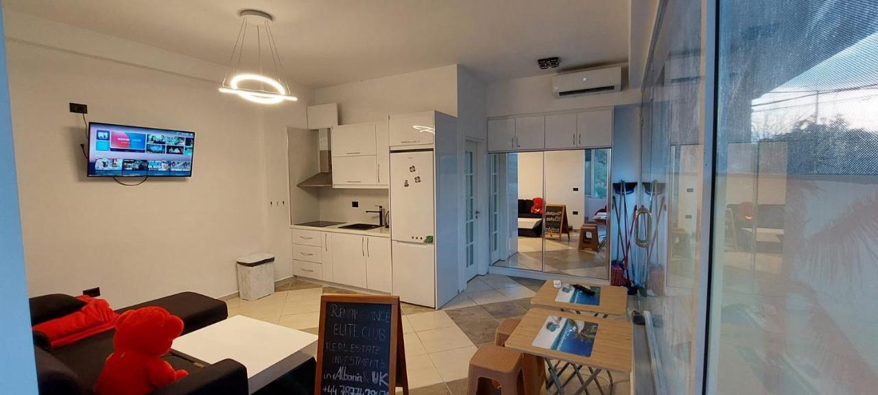 Apartment Thousand Kisses Sarandë 外观 照片