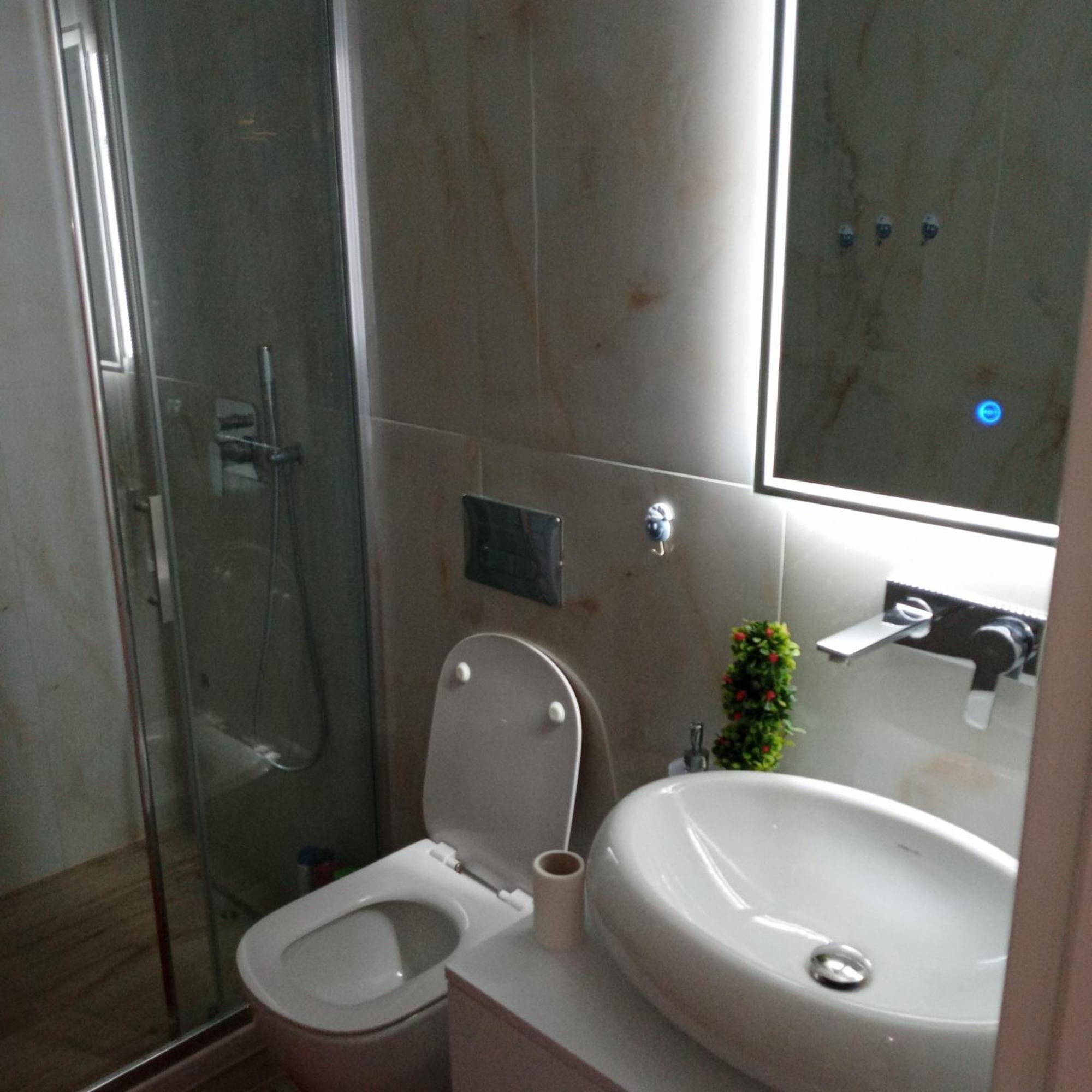 Apartment Thousand Kisses Sarandë 外观 照片